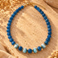 IRIA colar em jade natural azul com detalhes dourados
