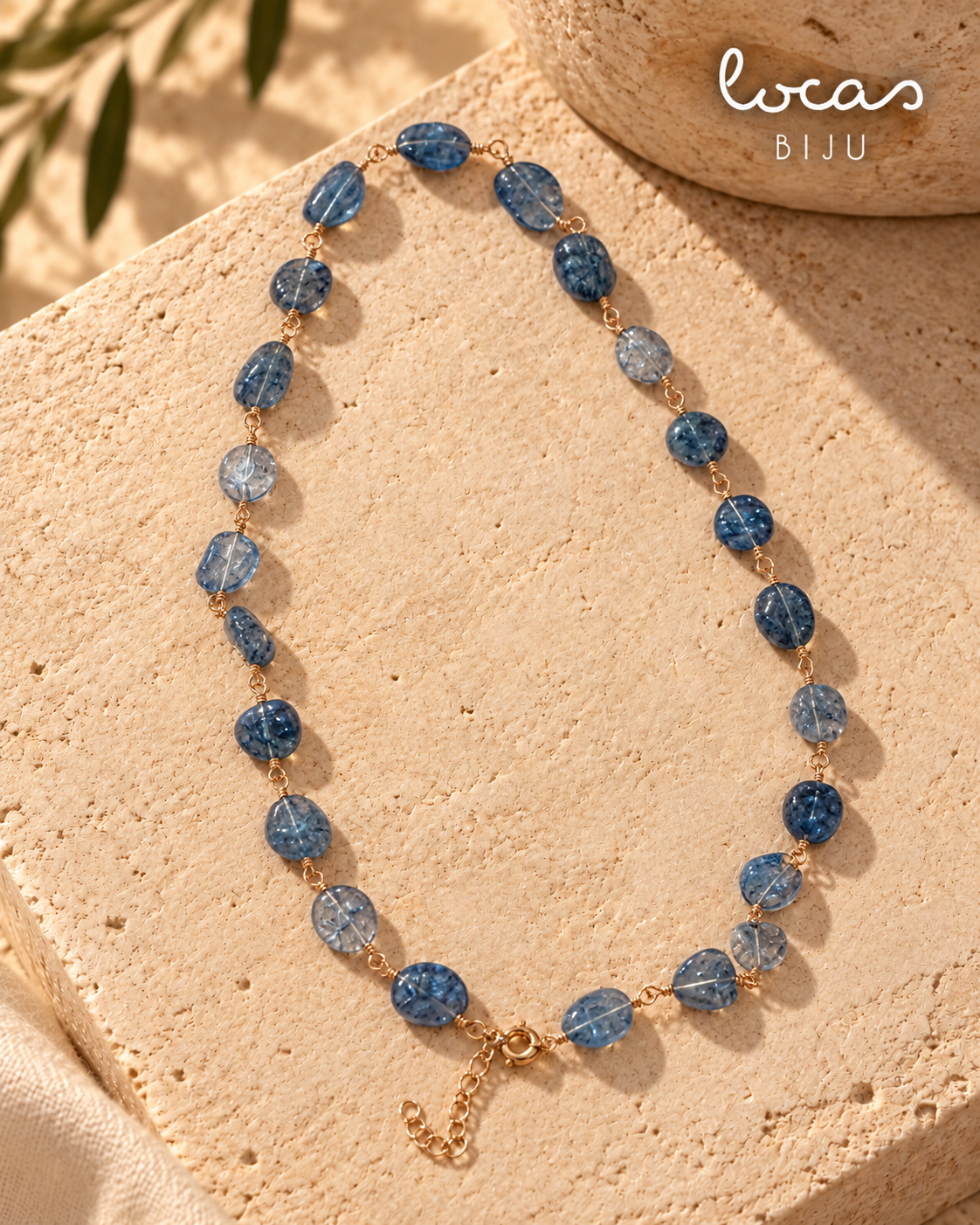LIVIA colar azul em pedras naturais, fotografia de produto